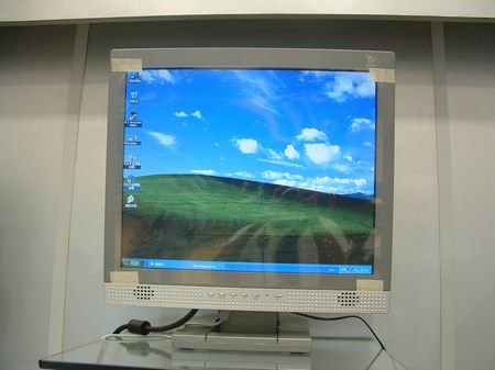大水牛顯示器:液晶、CRT雙拳齊出!